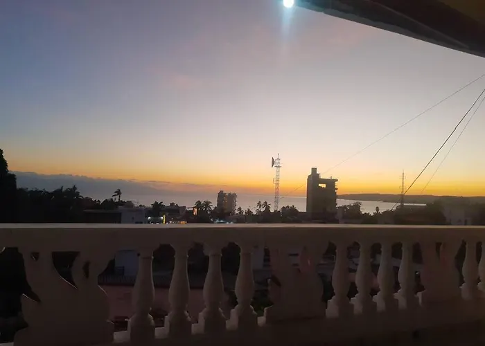 Vista De Oro