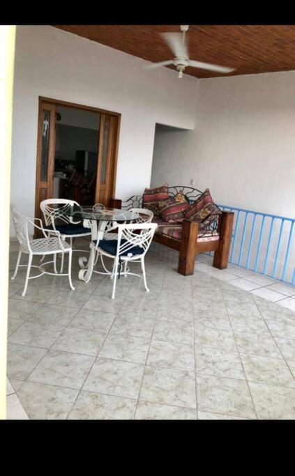 Vista De Oro Apartment