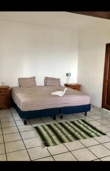 Vista De Oro Apartment *