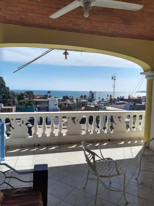 Vista De Oro Apartment *